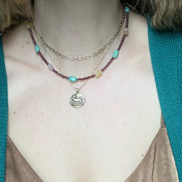 Handmade gemstone layering necklace of garnet, Amazonite and Botswana agate. - Picture 9 of 16